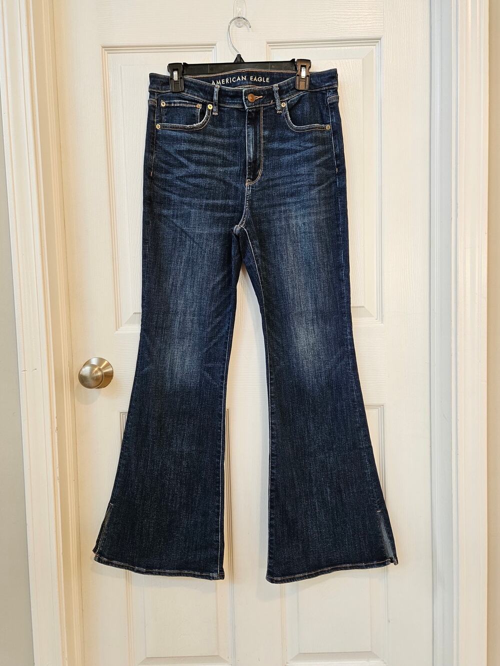 American Eagle Super Hi-Rise Flare Jeans Women’s 12 Regular Dark Wash Stretch